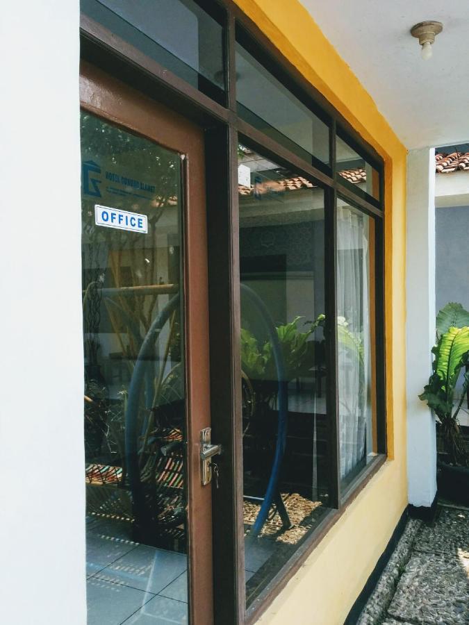 Hotel Gunung Slamet Пурвокерто Экстерьер фото
