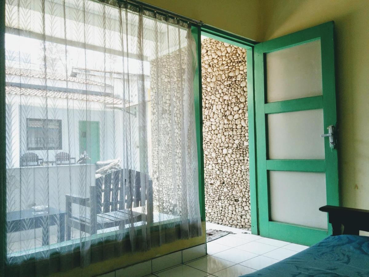 Hotel Gunung Slamet Пурвокерто Экстерьер фото