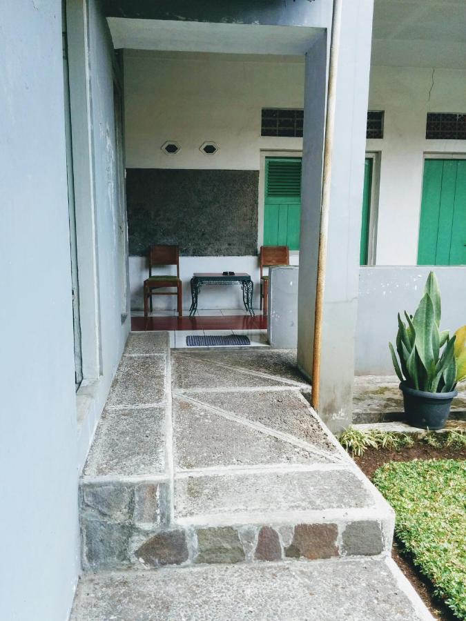 Hotel Gunung Slamet Пурвокерто Экстерьер фото