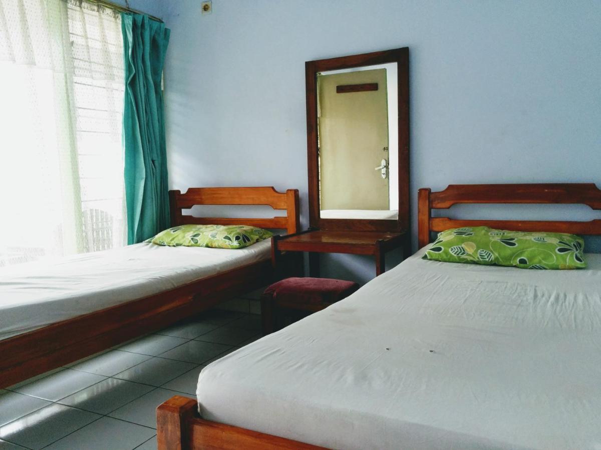 Hotel Gunung Slamet Пурвокерто Экстерьер фото