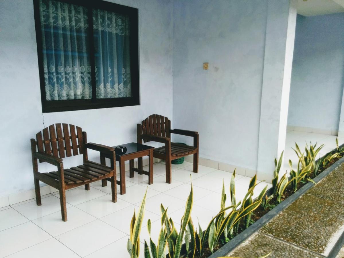 Hotel Gunung Slamet Пурвокерто Экстерьер фото