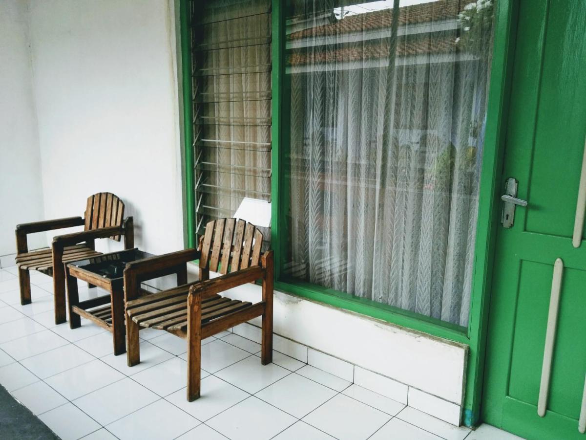 Hotel Gunung Slamet Пурвокерто Экстерьер фото