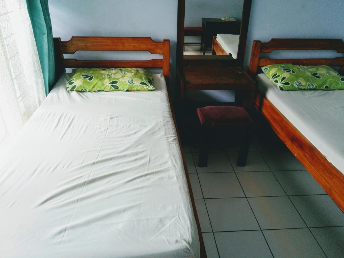 Hotel Gunung Slamet Пурвокерто Экстерьер фото