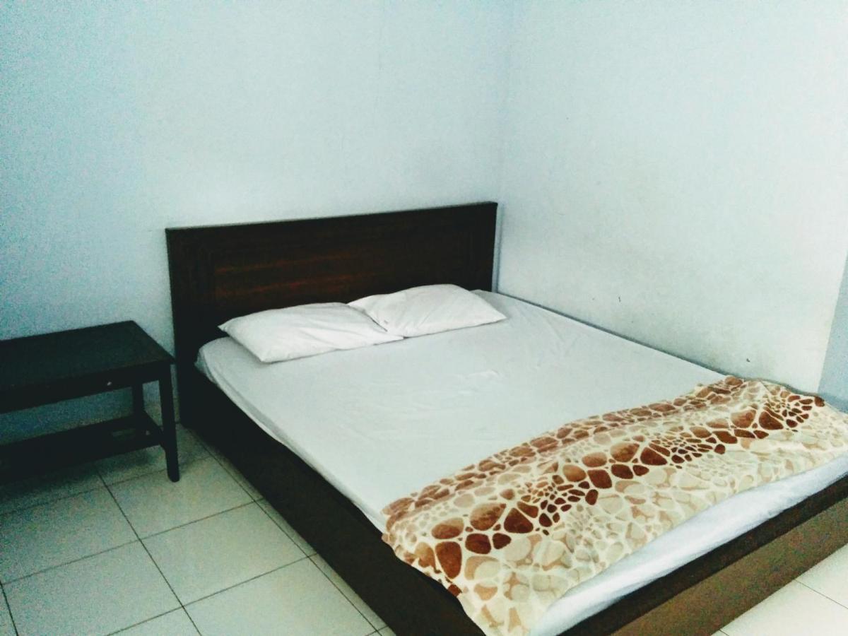 Hotel Gunung Slamet Пурвокерто Экстерьер фото